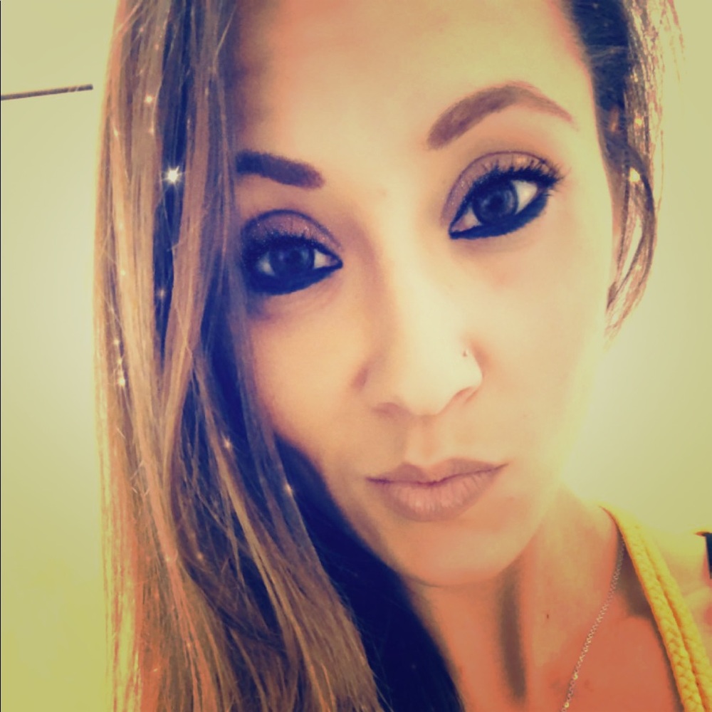 Meet your Posher, Britni